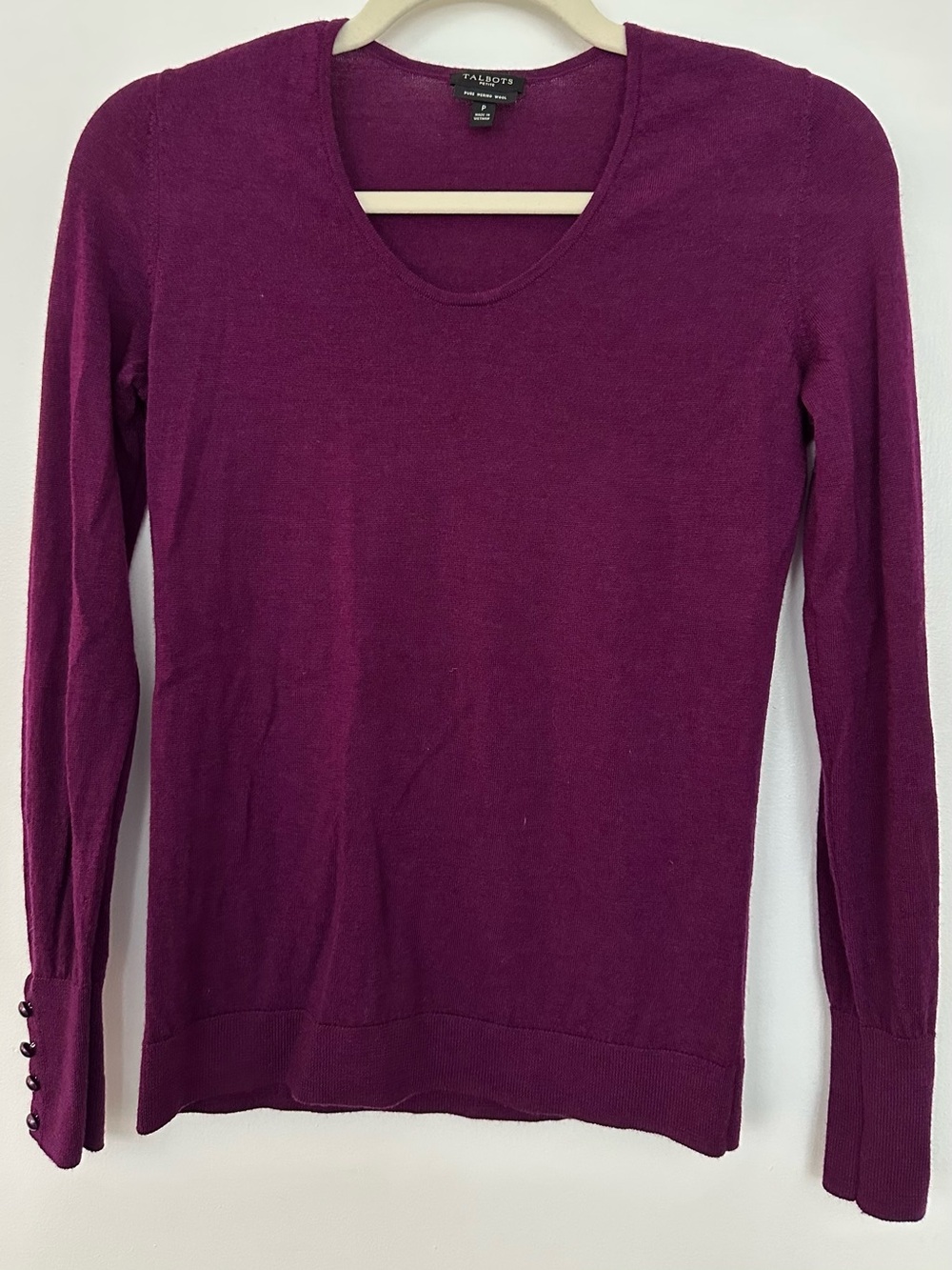 Talbots Women's Long Sleeve Scoop Neck Sweater in Plum (Small)